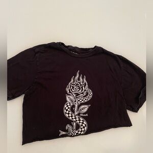 Women’s Bleach Crop T-shirt Short Sleeve Rose Checker Size Small